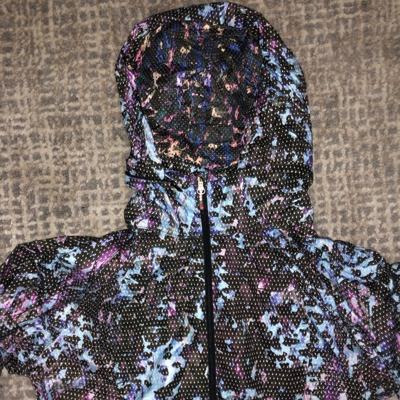 Lululemon Jacket - Picture 2 of 8